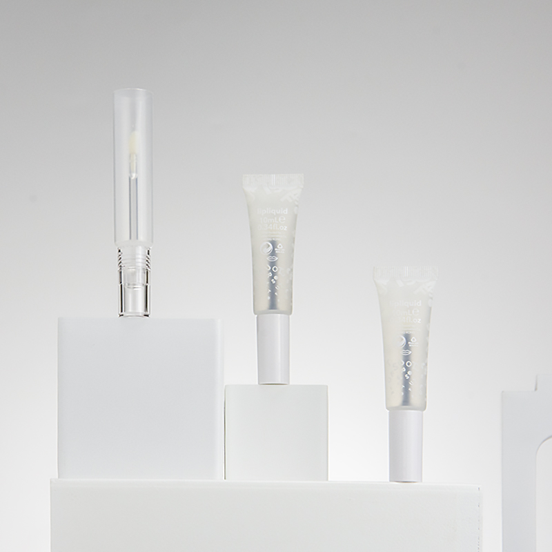 lip gloss tube with brush